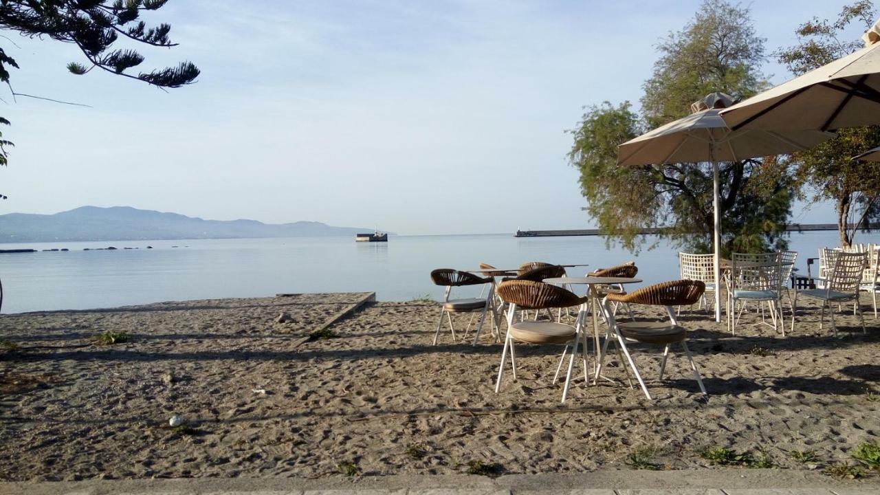 Seafront Penthouse Leo Apartment Kalamata Ngoại thất bức ảnh