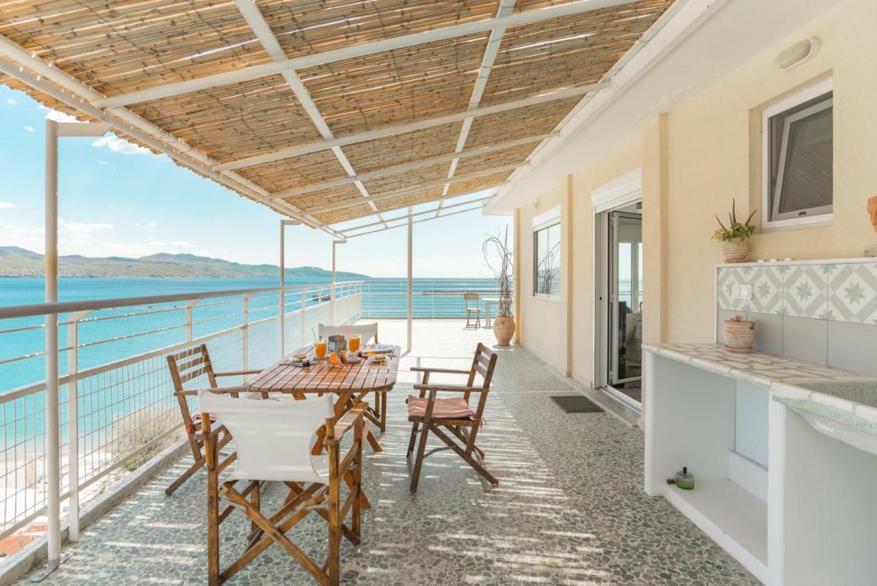 Seafront Penthouse Leo Apartment Kalamata Ngoại thất bức ảnh